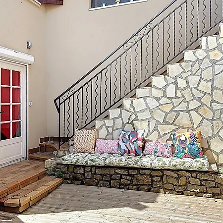 Maison Spacieuse Et Climatisee Avec Jacuzzi Ferienhaus *
